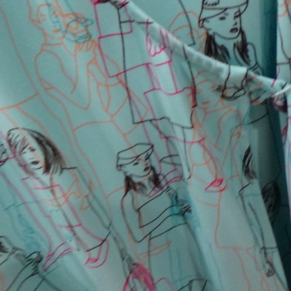 BCBGMaxAzria Fun Blue Wrap Dress with Modern Pattern M - Picture 6 of 11